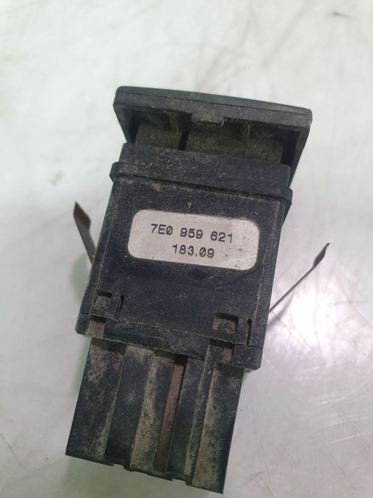 Buton dezaburire luneta haion 7e0959621 Volkswagen VW Transporter T5