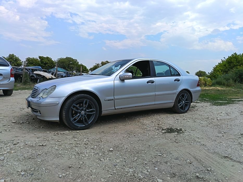 Mercedes w203/Мерцедес ц класа
