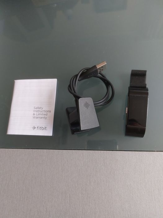 Fitbit Charge 2 cu doua seturi de  curele