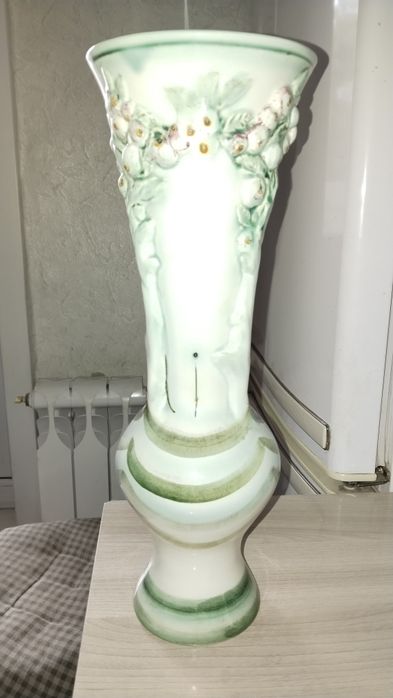 Продам фарфоровые статуэтки советского периода