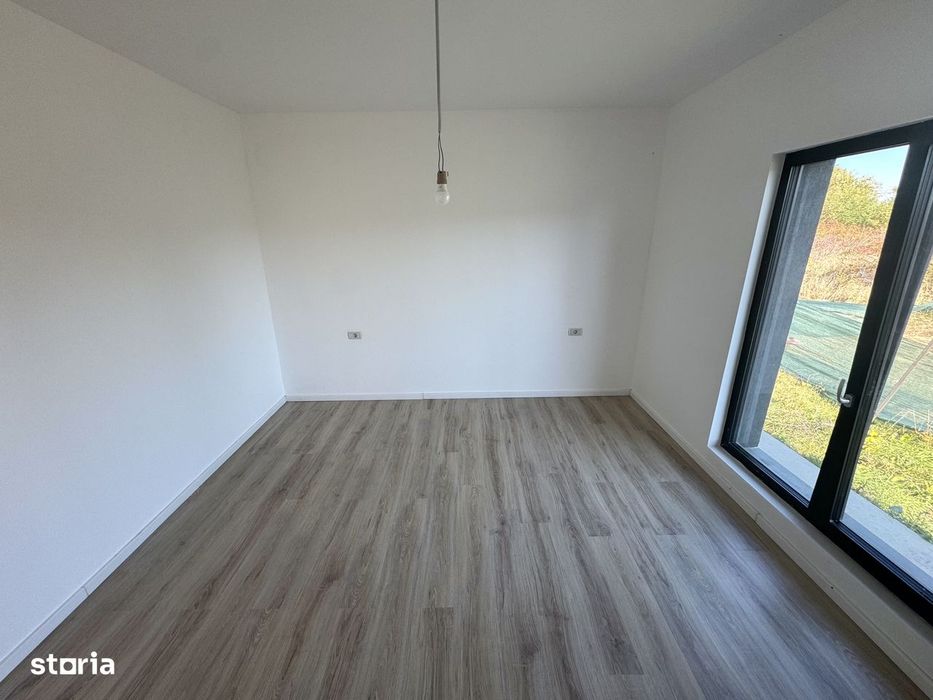 FINALIZATA! 700 mp teren! Casa 3 camere, Bucium-Visan-Barnova