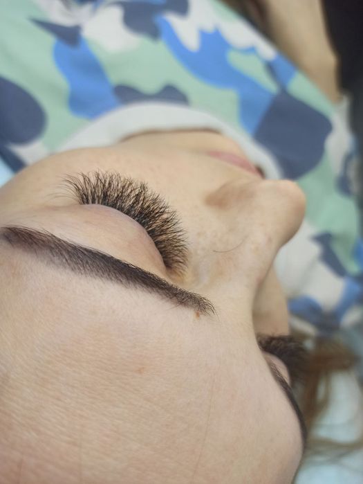 Наращивание ресниц