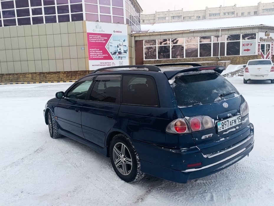 Продам Тойота Калдина