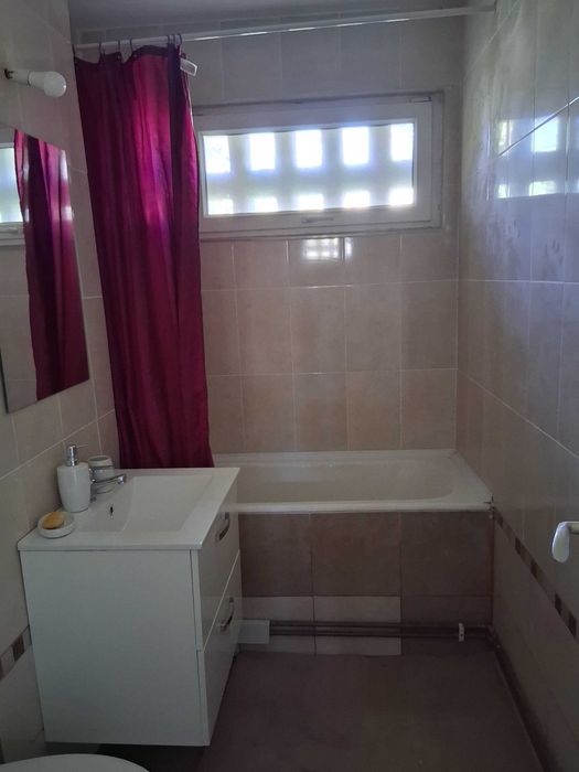 Inchiriez apartament 2 camere