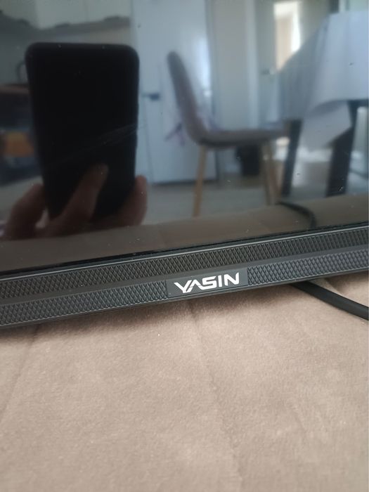 Телевизор 85 дюйм