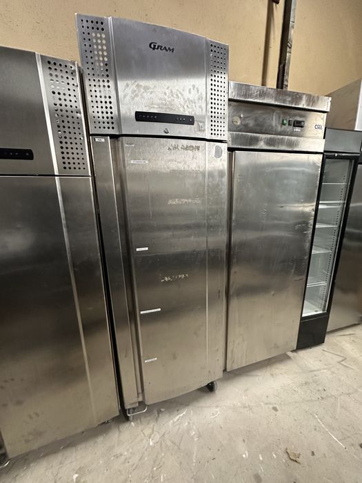 Професионален хладилник