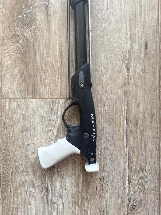 Харпун Beuchat Mundial 90