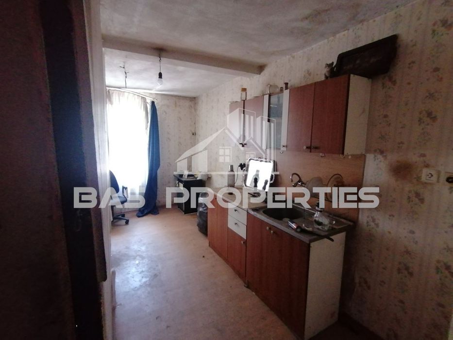 Продава се Къща в София, Център - 174 кв.м за 1265 €/кв.м - Снимка #6