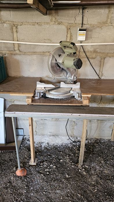 Станок для производства пластиковых окон