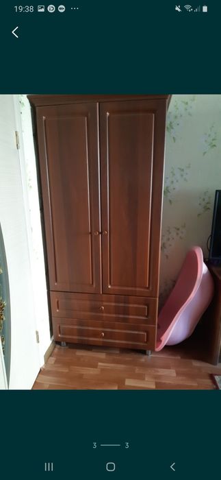 Продам шкафы для одежды