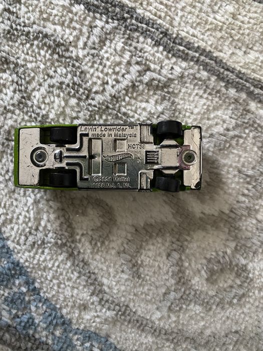 Продам игрушки ,самолет , машинки