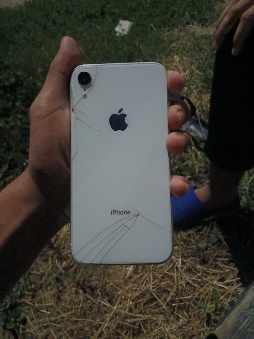 Iphoen xr sotiladi