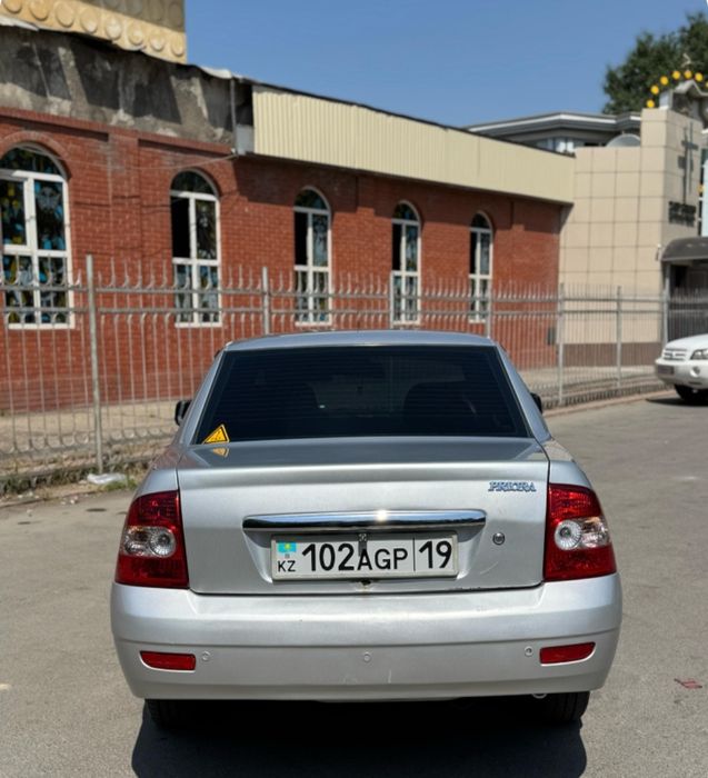 ПРОДАМ   Приору Люкс