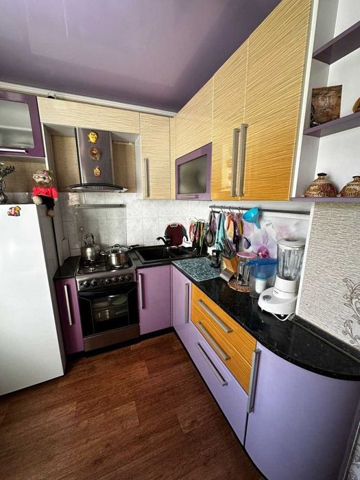 Продам 2 комнатную квартиру
