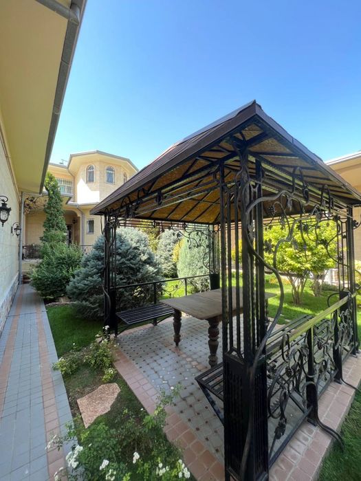 Сдается в аренду Дом (Гостинница Россия)