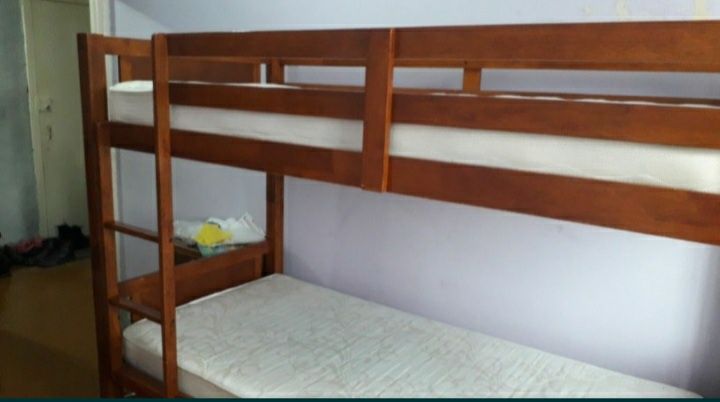 Двухъярусная кровать.