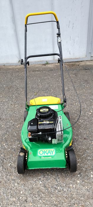 Бензинова косачка