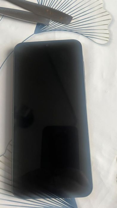 Срочно.  Samsung galaxy a16  256/8 гб