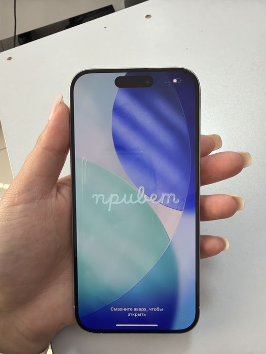 Продаю iPhone 15 Pro