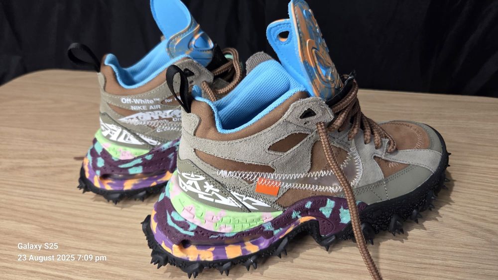 Nike & Off-White, EU 38