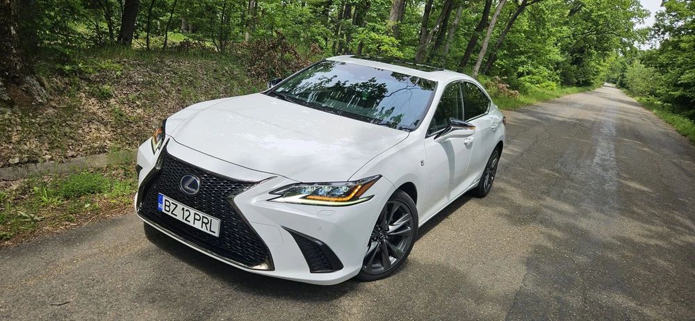 Lexus Seria ES Lexus es300h F sport