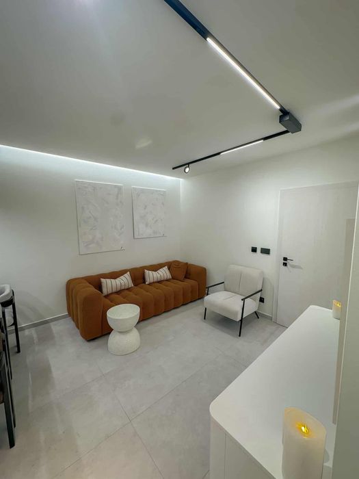 Дава се под наем Тристаен апартамент в Варна, Трошево - 100 кв.м за 1050 € - Снимка #3