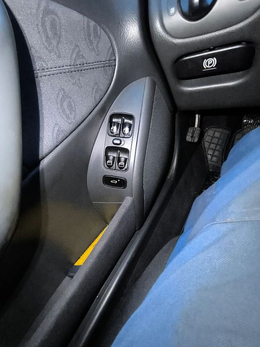 Mercedes-Benz C Singur proprietar in Romania