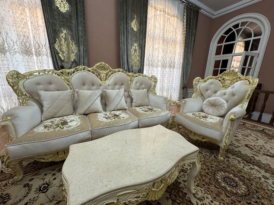 Дубайский мебель ,полный комплект.