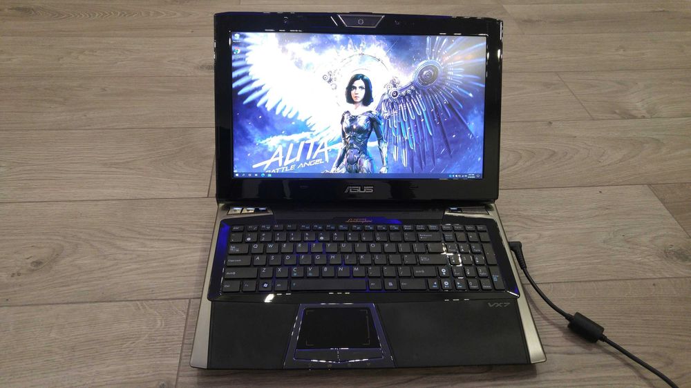 Laptop gaming de colectie Asus Lamborghini, intel core i7
