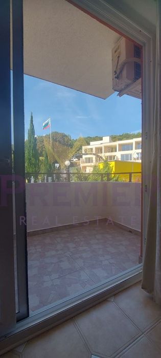 Продава се Едностаен апартамент в к.к. Елените - 45 кв.м за 1467 €/кв.м - Снимка #4