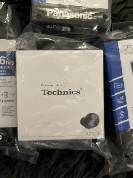 Casti Panasonic Az100