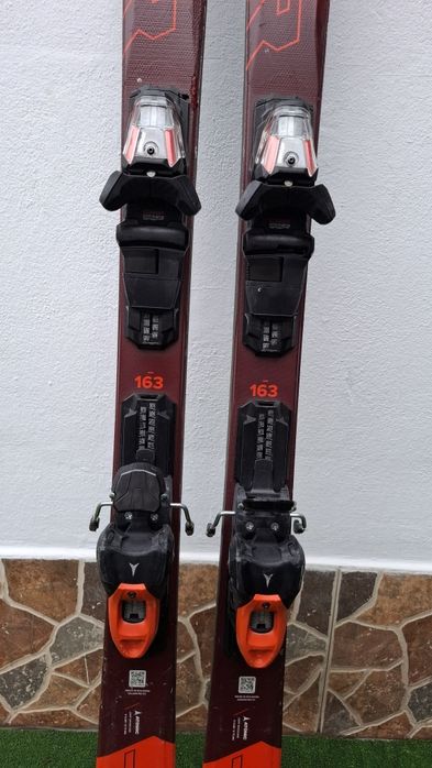 Schiuri Atomic Redster TR 163 cm schi