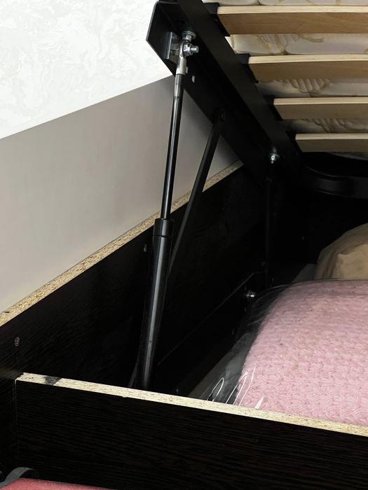 Продам 2-спальную кровать