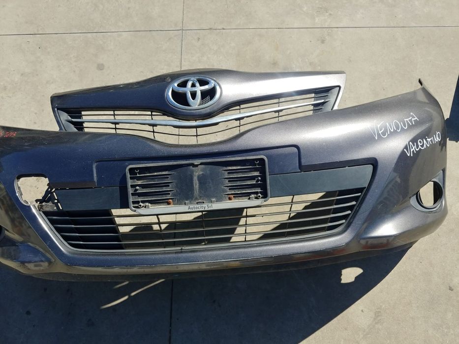 bara fata toyota yaris 2013 52119-od410