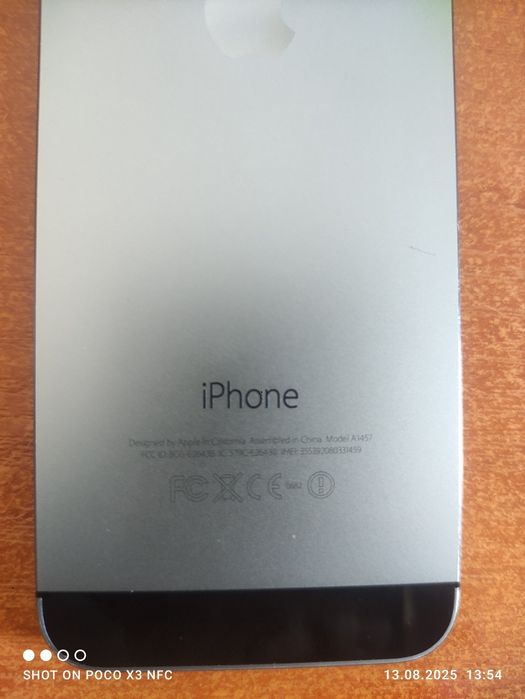 Продавам iPhone 5s - за части