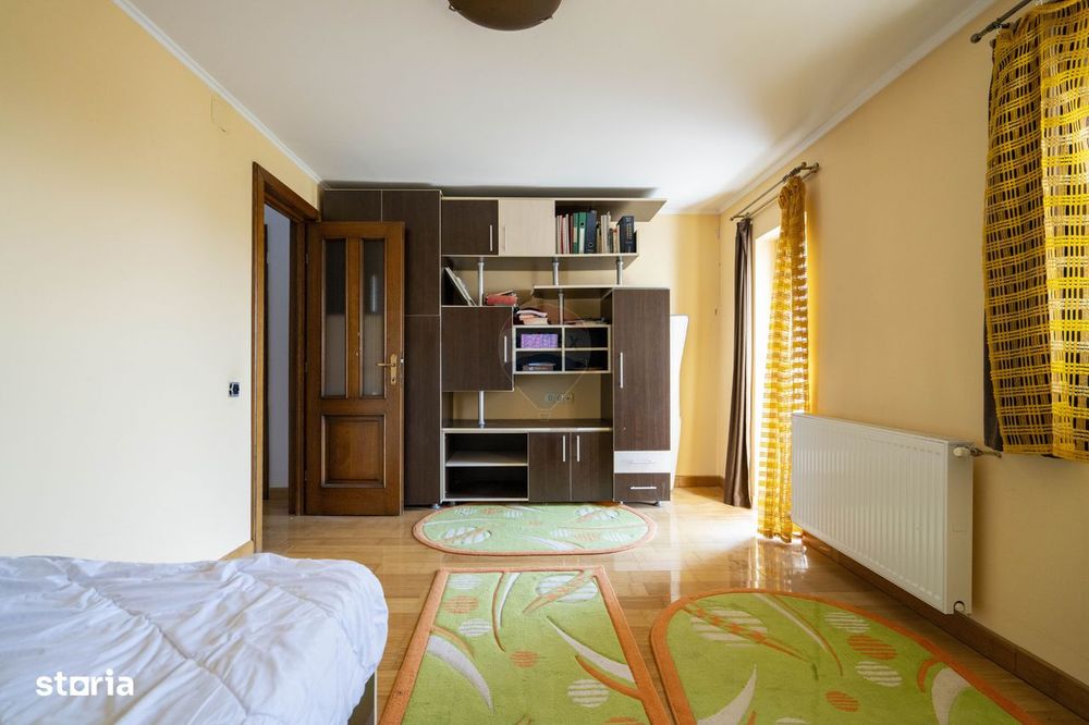 De vânzare casă cu 6 camere in Santandrei