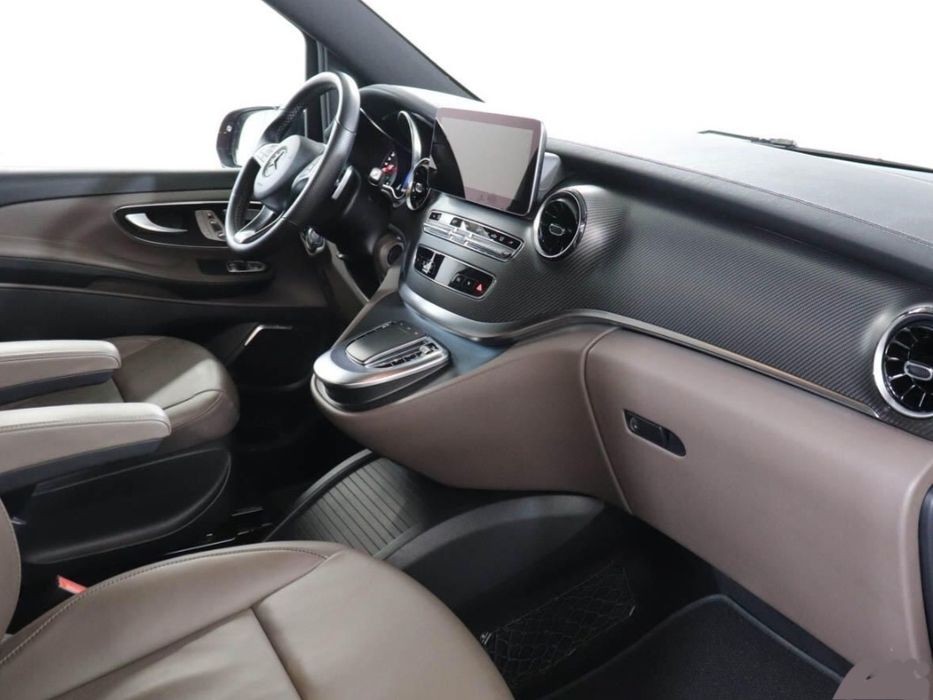 Explore Uzbekistan’s historical cities in comfort with our minivans