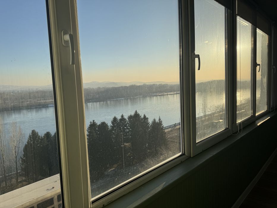 Сдается 2-х комнатная Евролюкс посуточно