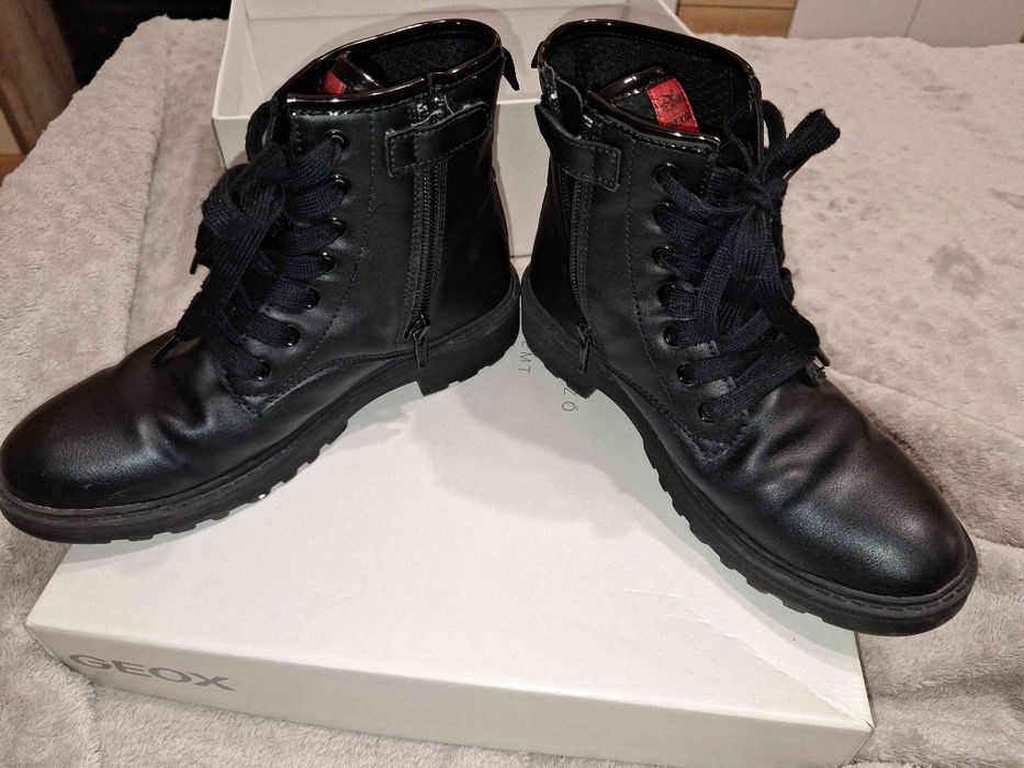 Черни детски боти от естествена кожа GEOX Disney 35 номер