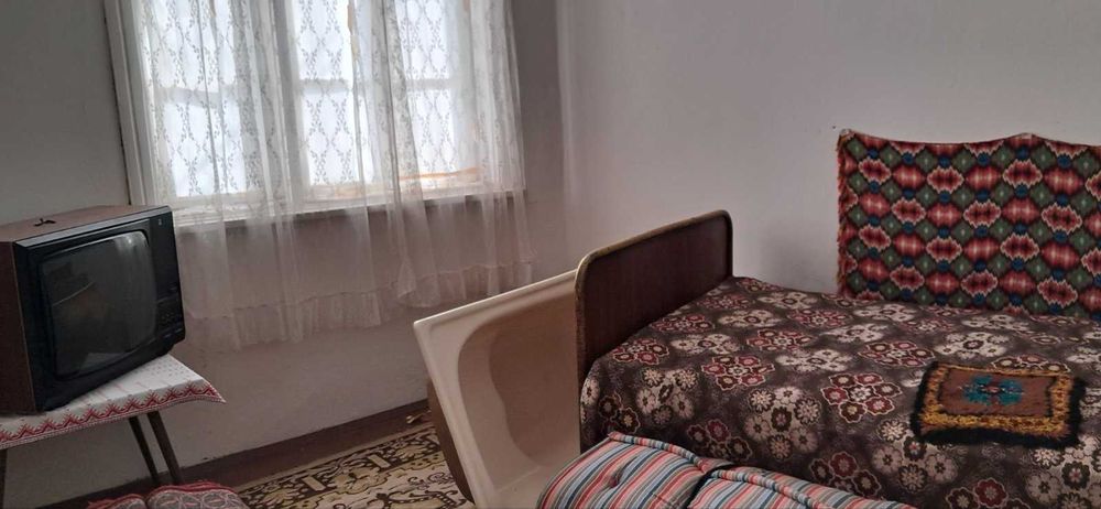 Продавам имот в с. Овча могила