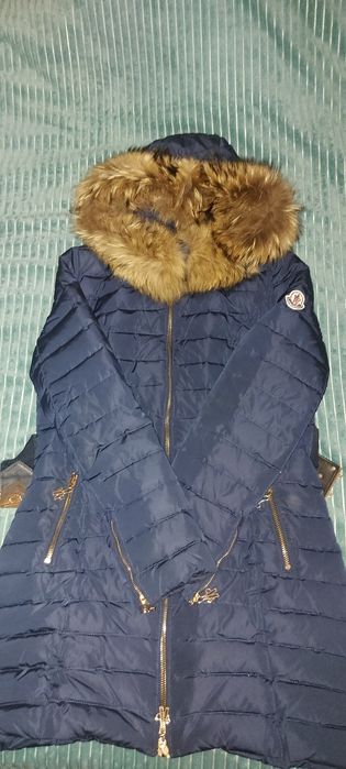 Продам куртку пуховик 10 000