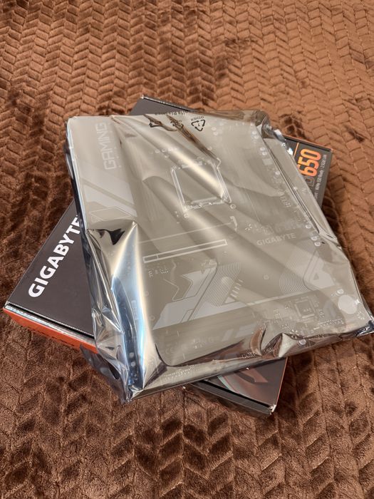 Placa de baza Gigabyte GAMING X AX V2