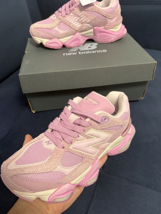 New Balance 9060 Pink Overdye marimea 38