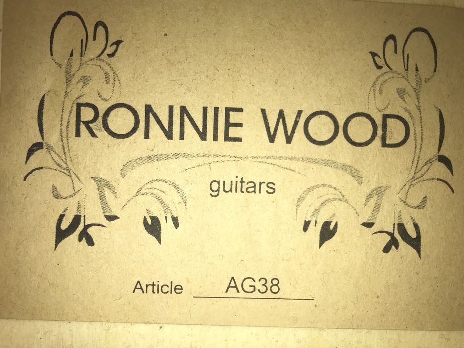 Гитара акустическая