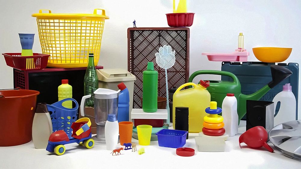 Пластмасса махсулотларини ишлаб чикарамиз