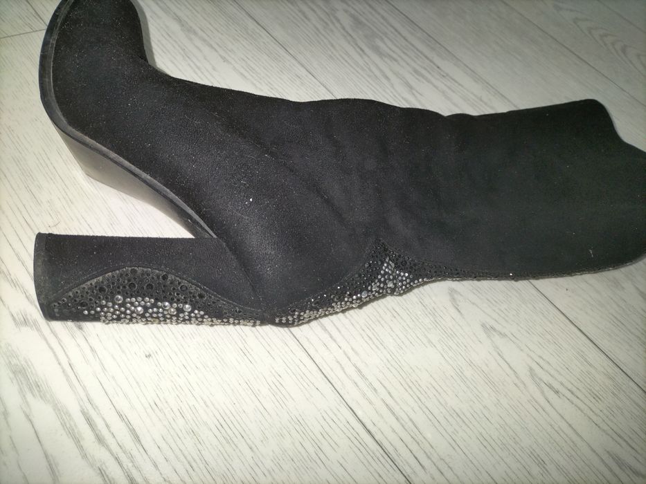 Продам  зимние сапоги