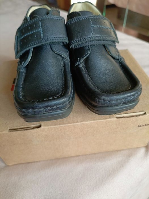 Продам ботинки на мальчика