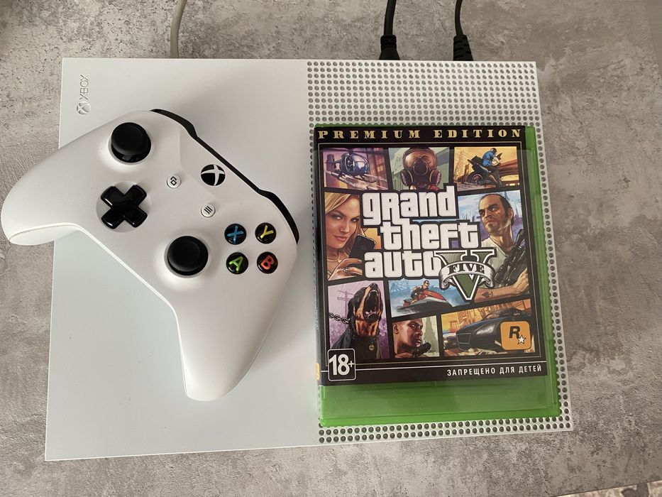 Xbox one s на 1 тб