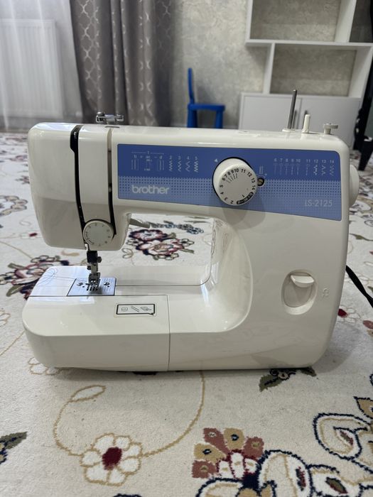 Швейная машина