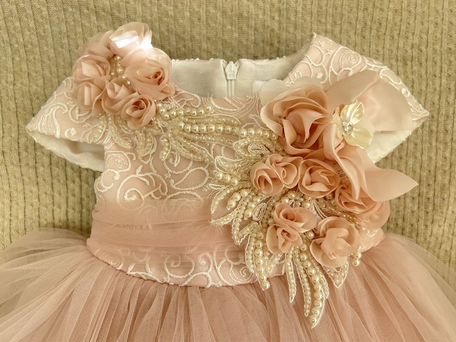 Платье на девочку